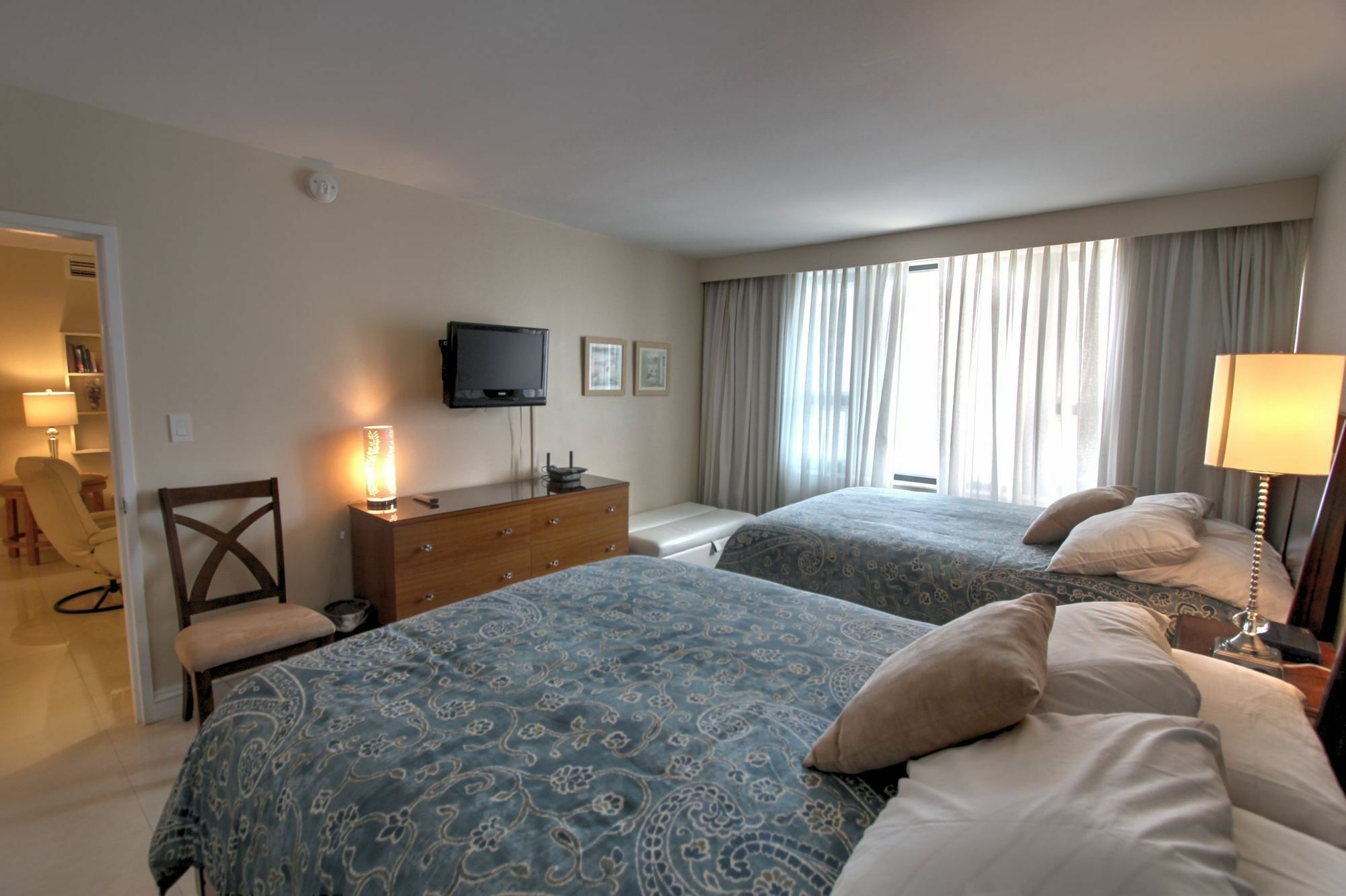 Private Apartments By Vacations On Miami Beach Extérieur photo