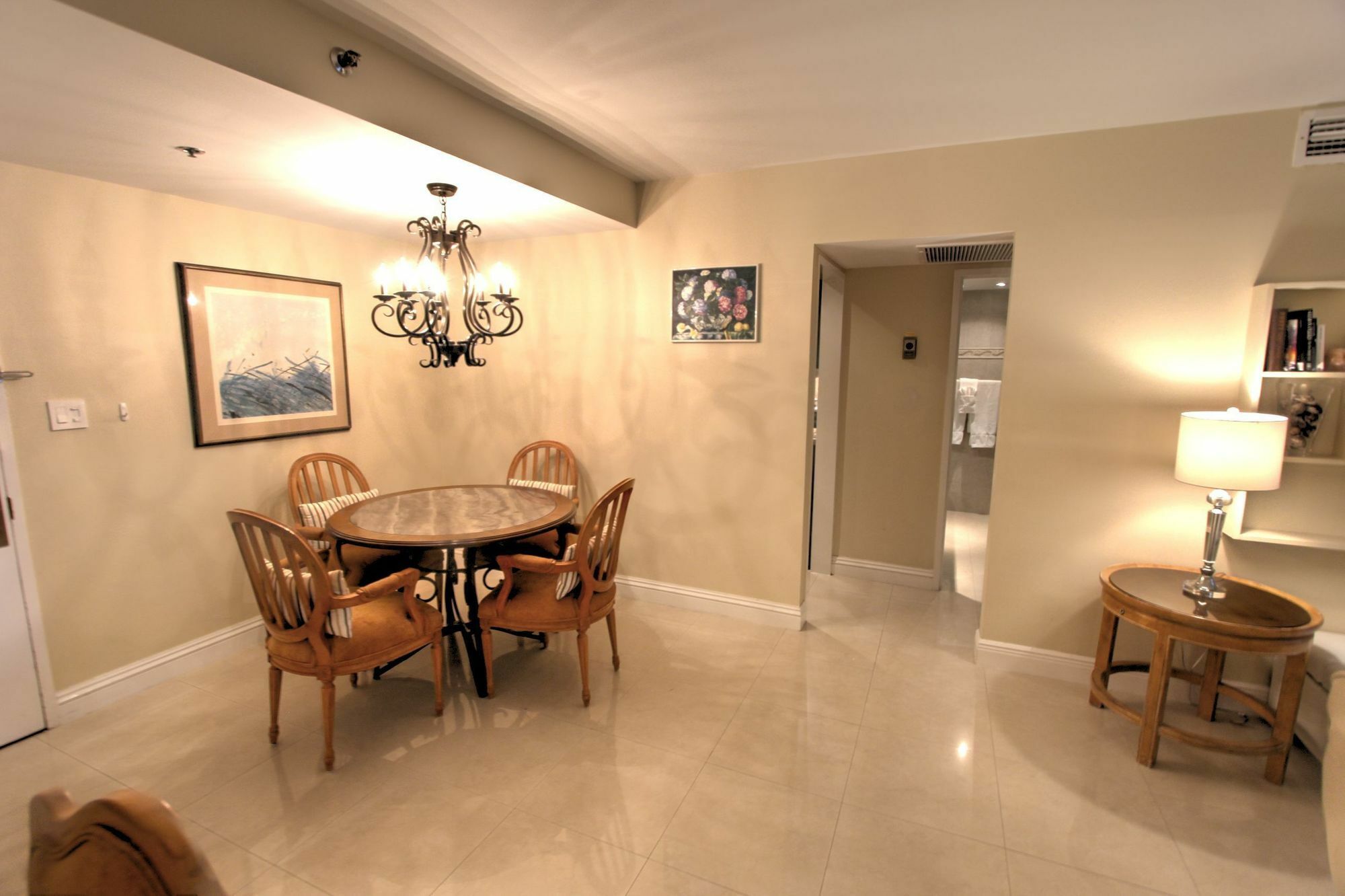 Private Apartments By Vacations On Miami Beach Extérieur photo